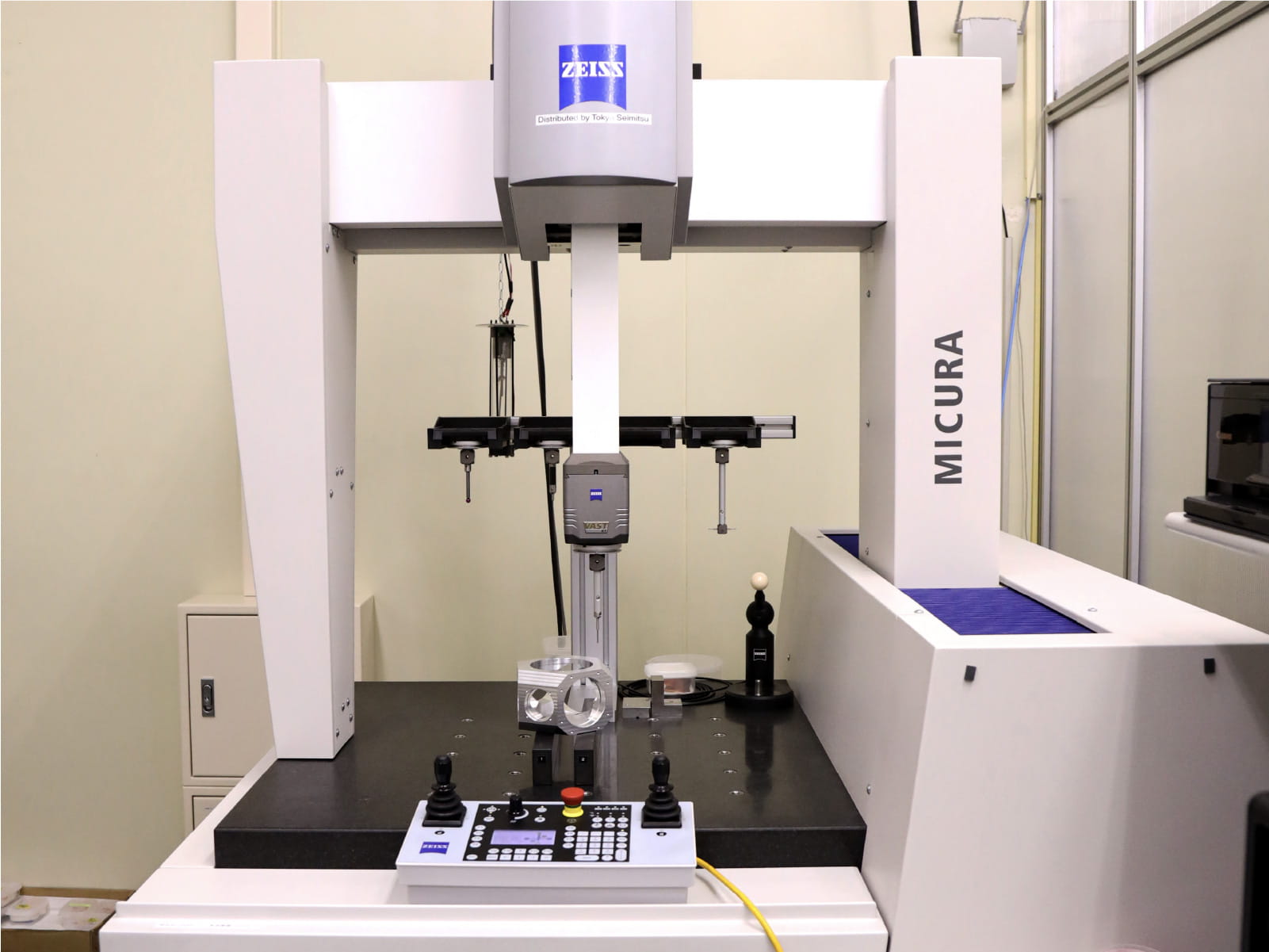 Carl Zeiss MICURA
